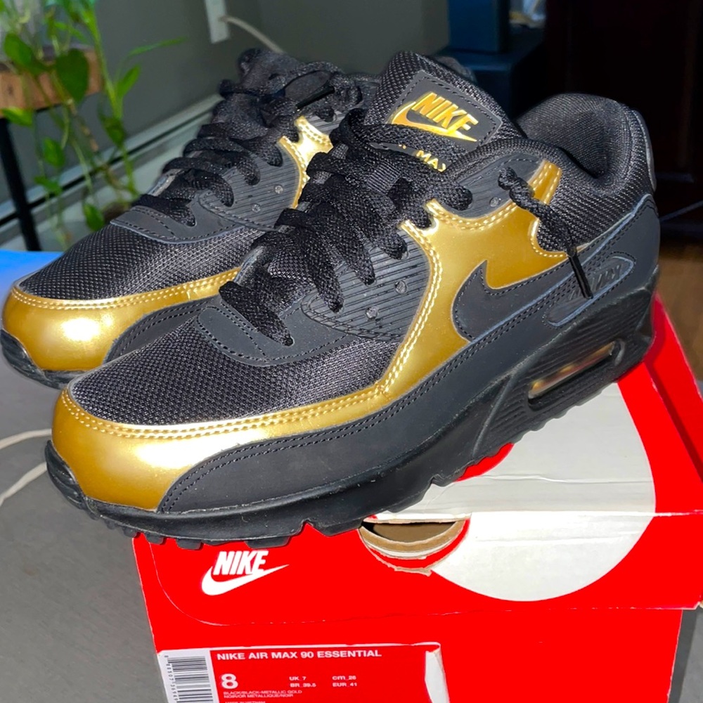 Nike air max 90 essential..